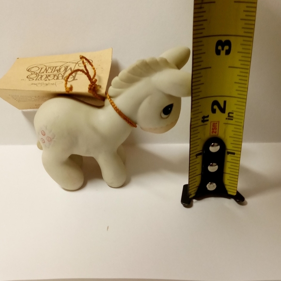 Vintage Johnathan & David PRECIOUS MOMENTS Figure Porcelain Sculptured Animal - Picture 9 of 10